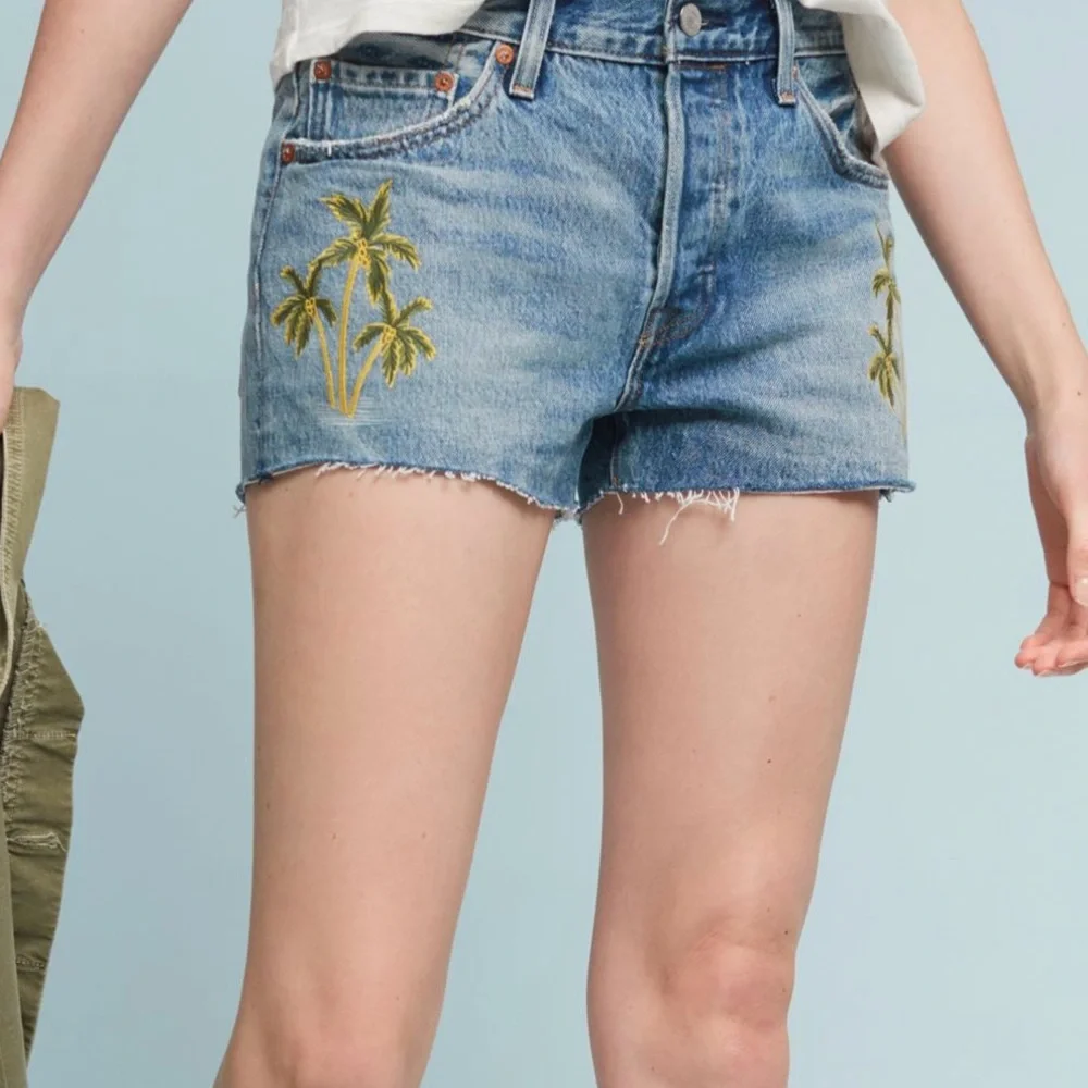 Levi's 501 Palm-Embroidered Shorts - Picture 1 of 4